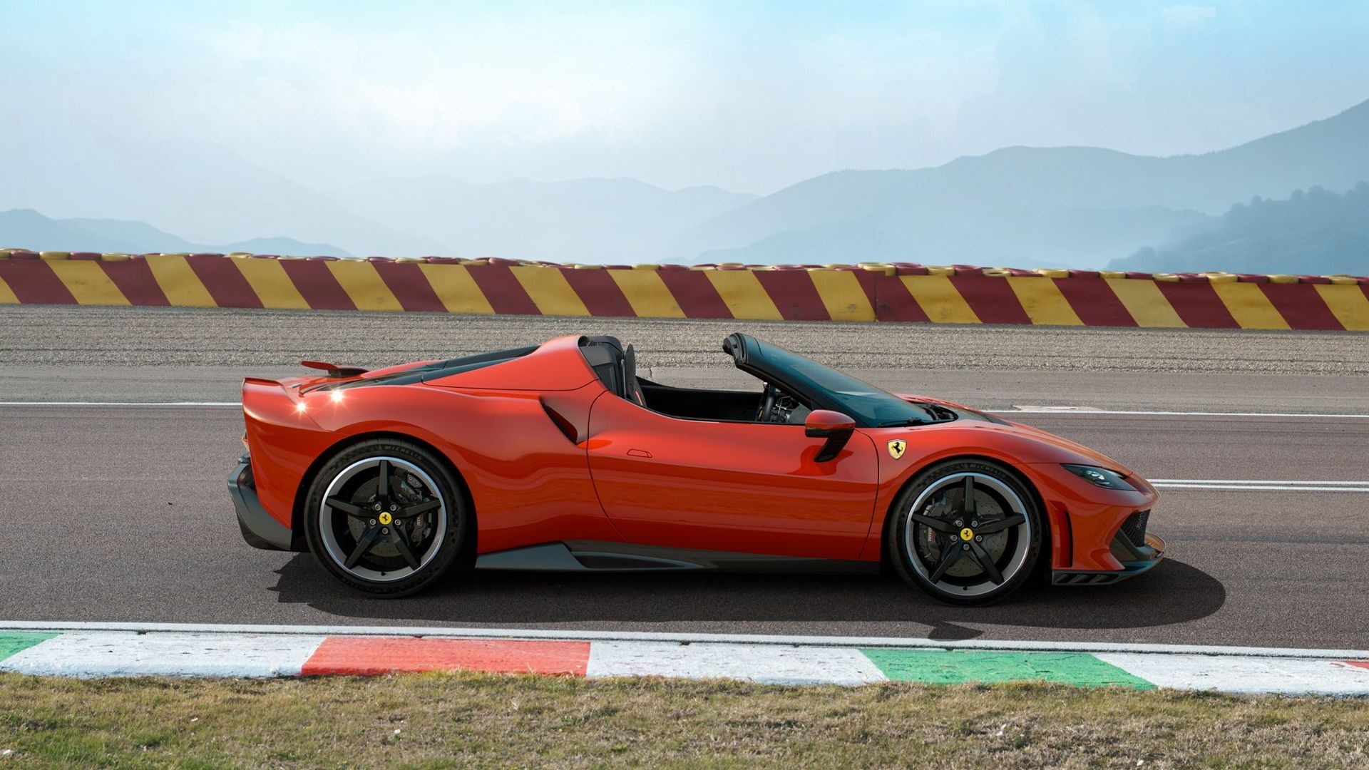 12_Spider_side_16_9_f390bd3e-89e0-4d97-9b32-81bc0f0a38da.jpg